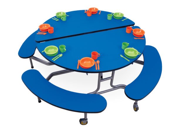 Okrugli sklopivi stol s klupama