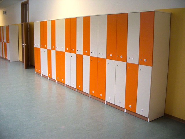 Garderobni ormarići